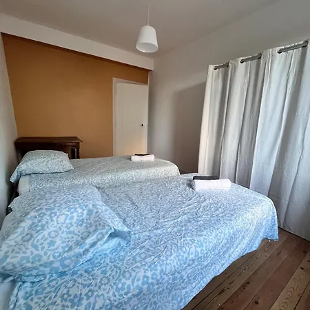 Quiet House For 12 People Near Cite Holiday home