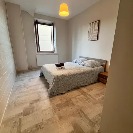 Quiet House For 12 People Near Cite Feriehus